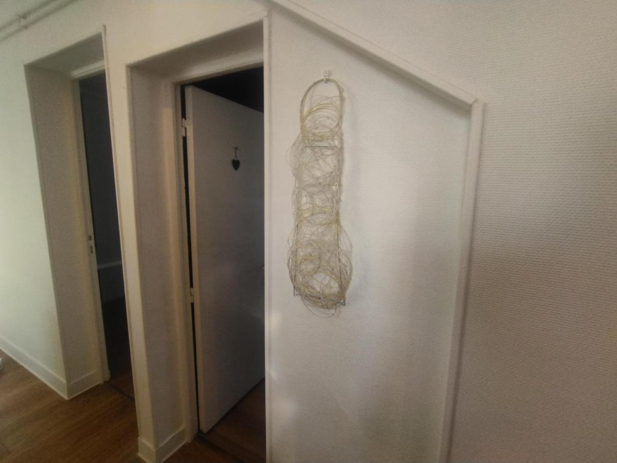 Chambre Pinky Elisabeth Proche Paris Apartment Stains Bagian luar foto