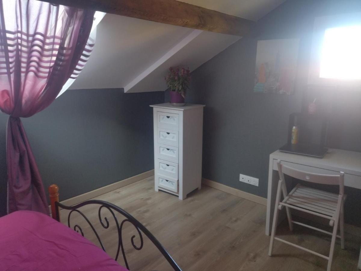 Chambre Pinky Elisabeth Proche Paris Apartment Stains Bagian luar foto